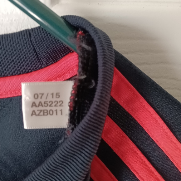 Adidas Bayern Munchen Soccer Jersey - Picture 8 of 9